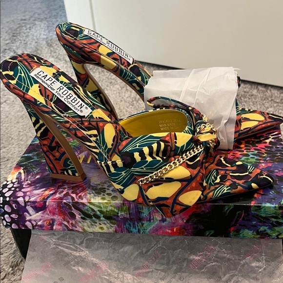Cape Robbin Shoes - Cape Robbin Yellow Multi Floral Knot Slide with Gold Chain